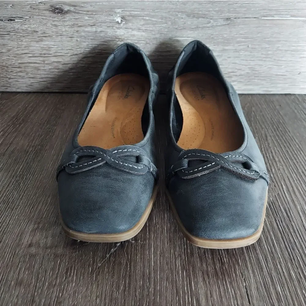 Clarks Lyrical Rhyme Ballet Flat Size 9